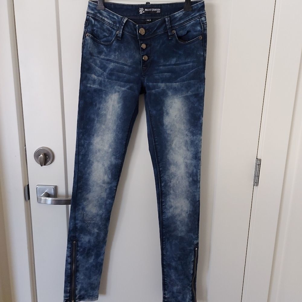 PROJECT EIGHTEEN JEANS 